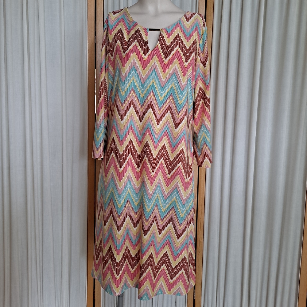 Tacera midi dress , 3/4 bell sleeve MEDIUM